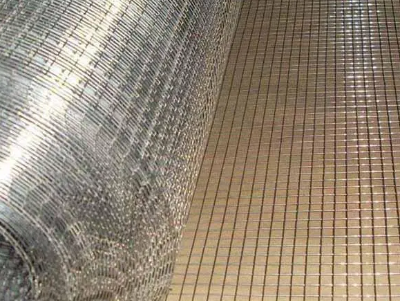 鍍鋅電焊網(wǎng)和不銹鋼電焊網(wǎng)有什么區(qū)別